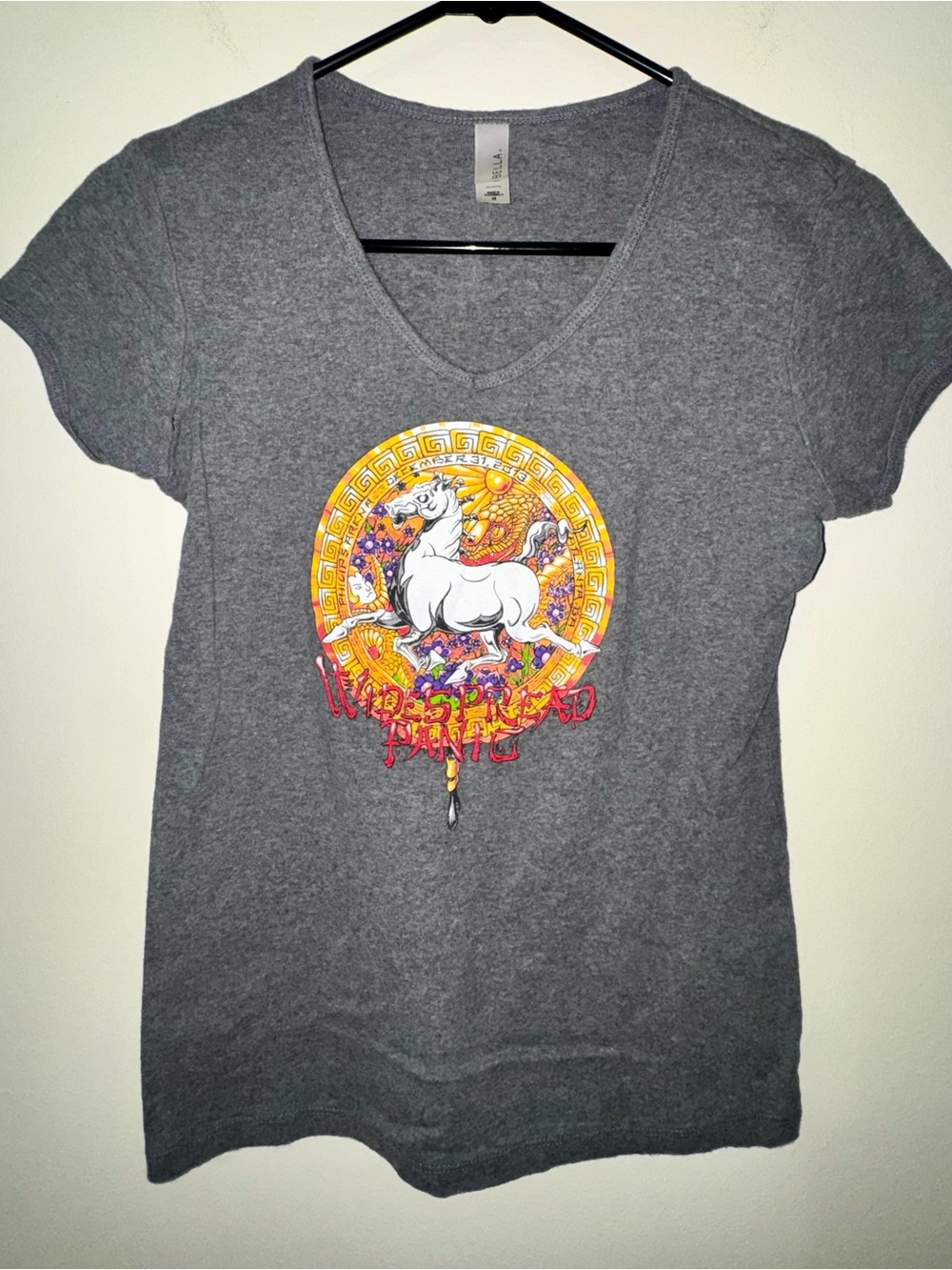 Widespread Panic Gray V-Neck Tee with Horse/Unicorn Medallion
